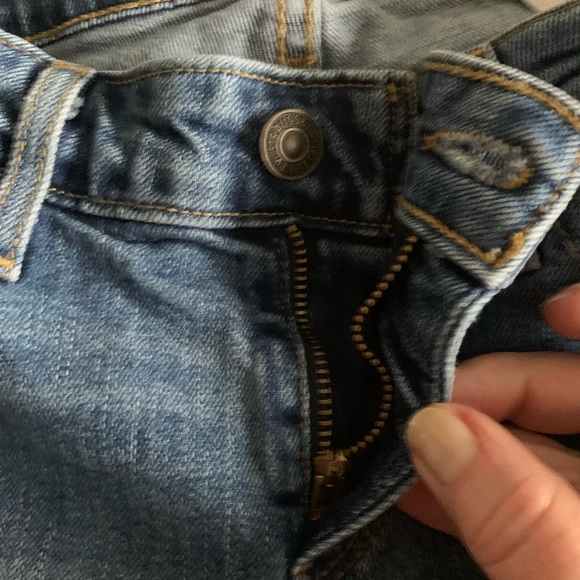 Levi’s woman’s 711 skinny filiforme blue jeans size 26 ** 2 for $25.00** - Picture 5 of 12